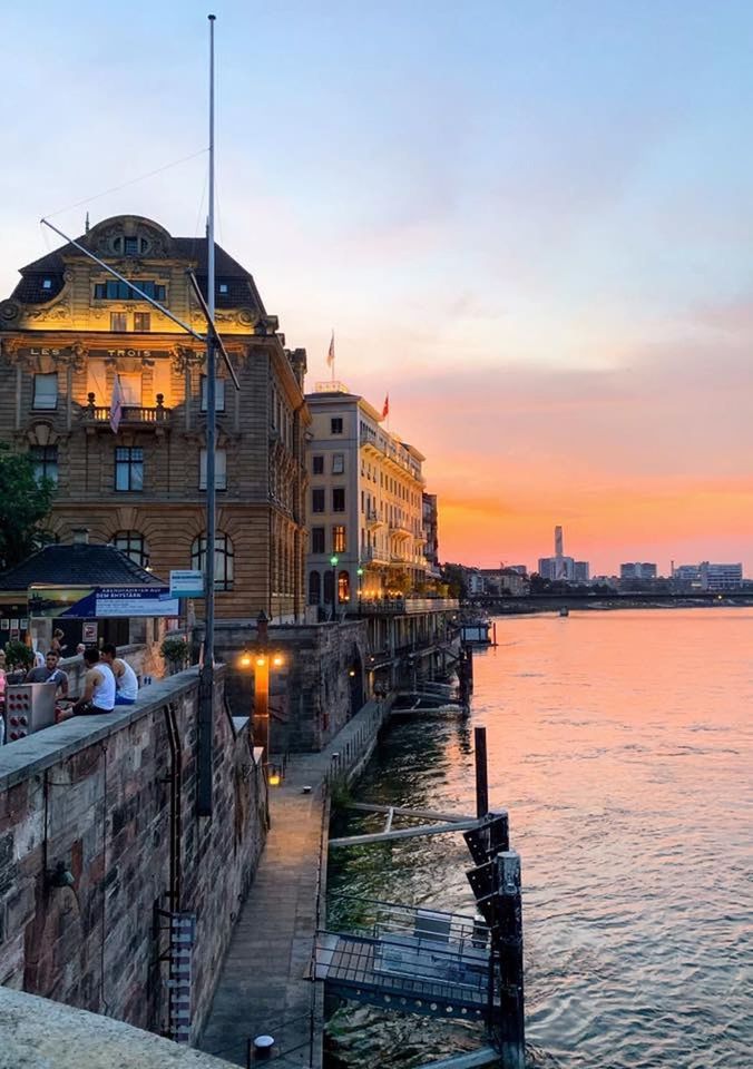 VIEW OF BUILDINGS IN CITY DURING SUNSET