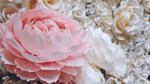 Close-up of pink rose bouquet