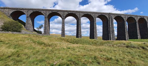 viaduct