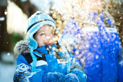 Portrait of a boy 4 years old in winter