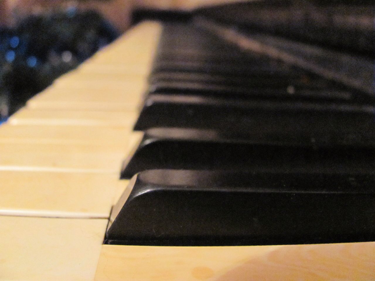 indoors, in a row, pattern, close-up, selective focus, shadow, high angle view, no people, piano key, diminishing perspective, repetition, the way forward, empty, absence, music, piano, surface level, steps, sunlight, steps and staircases