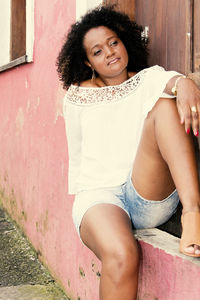 Beautiful model posing for the photo on the streets of pelourinho. salvador, bahia, brazil.