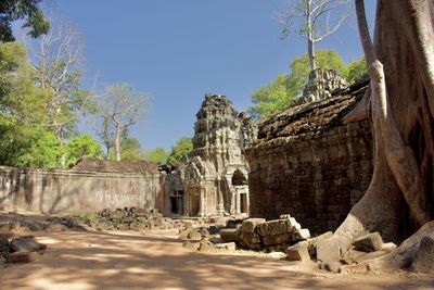 Ruins of temple against sky