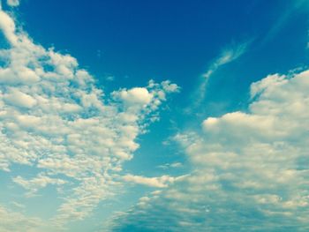 Low angle view of cloudy sky
