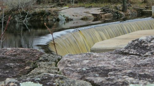 Surface level of rocks in water