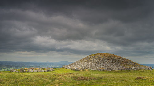 Ancient, neolithic burial chambers and stone circles of loughcrew cairns, ireland