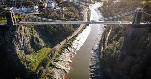 Suspension bridge 