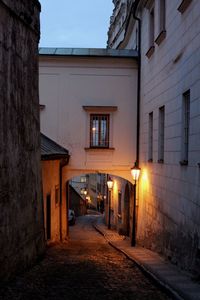 Thunovska street from castle