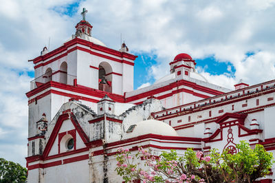 Church of santo domingo de guzman in the village of chiapa de corzo in chiapas, 