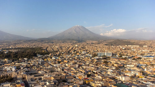 Aerial view of the city of arequipa and its volcanoes. peru
