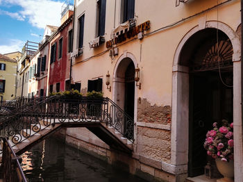 Venice, italy  island architecture showcasing one of many small bridges connected buildings