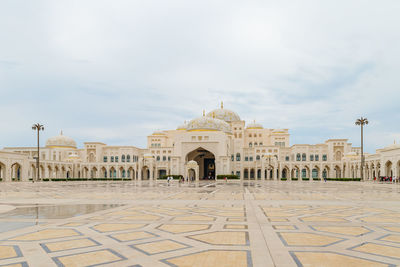 Buildings in city