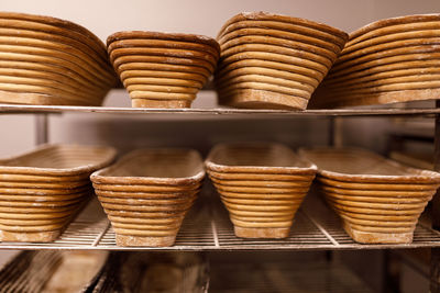 Details und brote aus einer bio bäckerei. bäcker handwerk