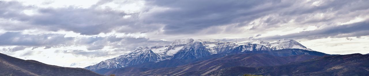 Kamas and samak off utah highway 150 mount timpanogos jordanelle reservoir  rocky mountains america.