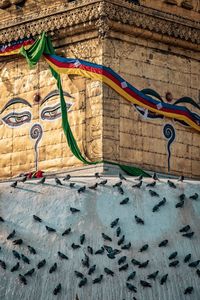 Graffiti on wall of building