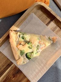 Quiche with salmon and broccoli