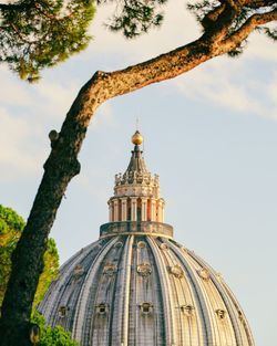 Low angle view of a st. peter basilika