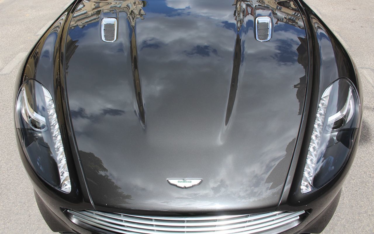 HIGH ANGLE VIEW OF CAR WINDSHIELD ON MIRROR