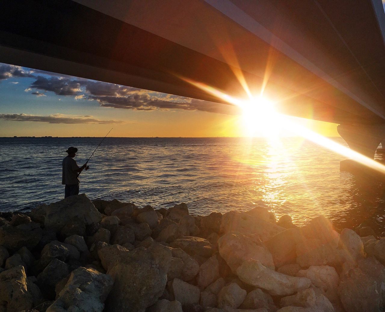 sunset, sea, sun, beach, sunlight, beauty in nature, sky, nature, scenics, water, horizon over water, tranquility, outdoors, sunbeam, cloud - sky, no people, day