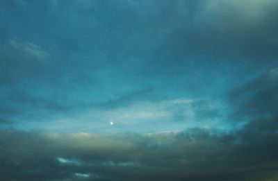 Low angle view of cloudy sky