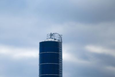 Low angle view of cloudy sky