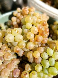 Close-up of grapes