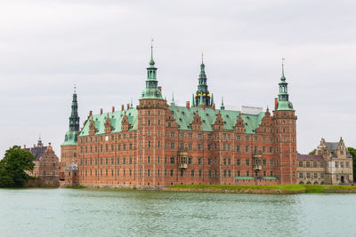 Beautiful view of frederiksborg castle, the largest renaissance palace in denmark and scandinavia.