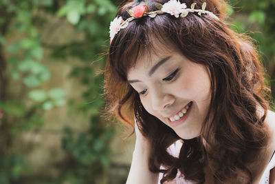 Portrait of a smiling young woman