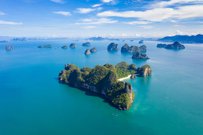 Nature seascape island and mountain green forest and beautiful sand beach at ao nang rairay 