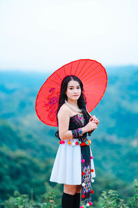 Portrait of a smiling young woman