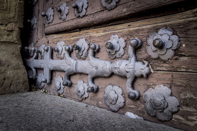 Old sculpture on wall