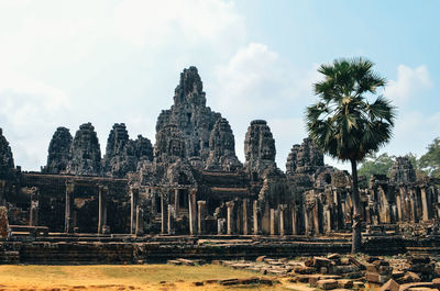 Exterior of temple against sky