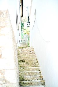 Narrow alley