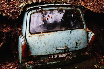 Old rusty car