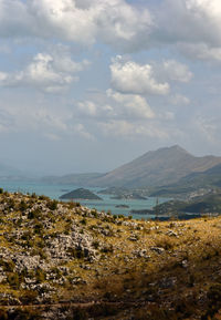 Lake skadar, montenegro panorama on a sunny and cloudy day. beautiful background photo.