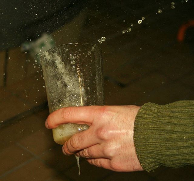 person, part of, holding, cropped, night, close-up, human finger, unrecognizable person, indoors, wet, drop, lifestyles, water, freshness, personal perspective, leisure activity, men