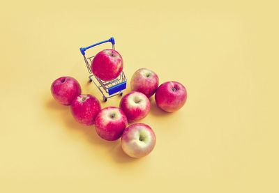 Close-up of apples