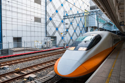 The taiwan high speed rail at zuoying station. the line spans 349km along the west coast of taiwan