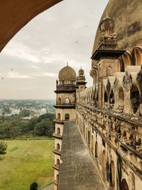 Side view of historical tomb of gol gumbaz  .. 