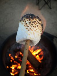 Close-up of bread on barbecue grill