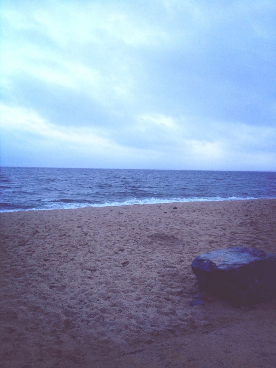 horizon over water, sea, beach, sky, water, shore, tranquil scene, sand, tranquility, scenics, beauty in nature, nature, cloud - sky, idyllic, cloud, calm, wave, remote, seascape, cloudy