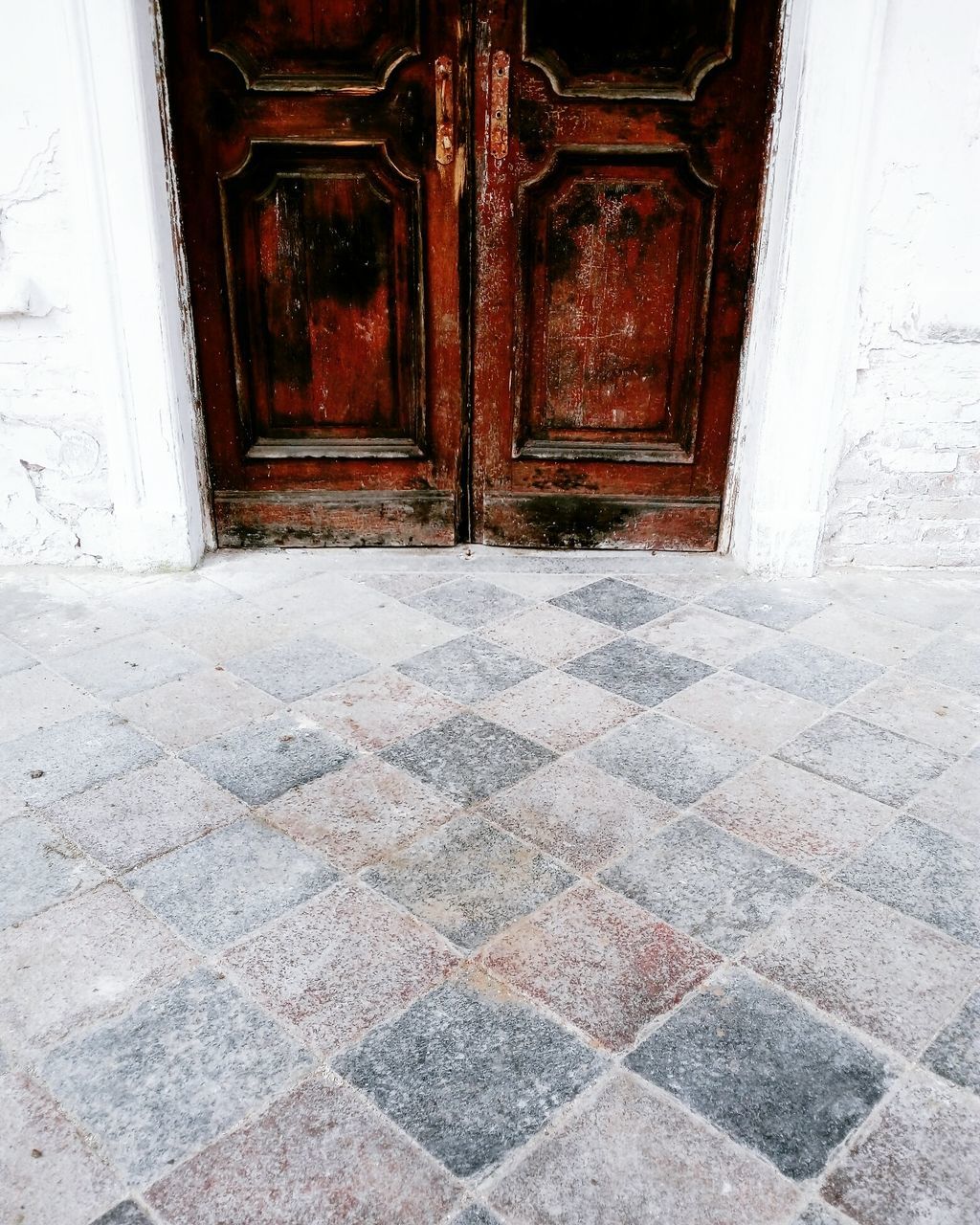 door, built structure, no people, architecture, entrance, day, outdoors, front door, close-up, building exterior