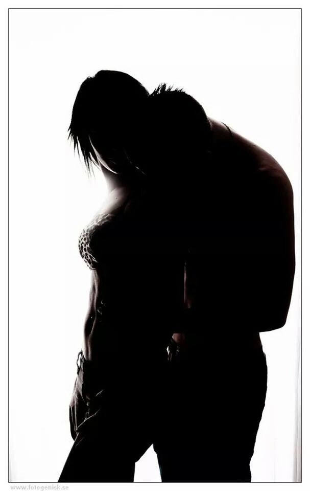 lifestyles, headshot, silhouette, leisure activity, waist up, standing, rear view, side view, three quarter length, person, young adult, indoors, copy space, long hair, head and shoulders, young women, men, contemplation