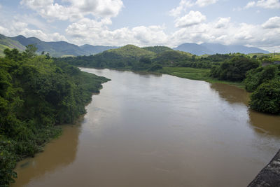 The banks of the guandu river in the state of rio de janeiro which is polluted.