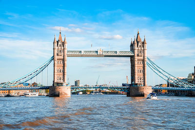 Iconic tower bridge connecting londong with southwark on the thames river