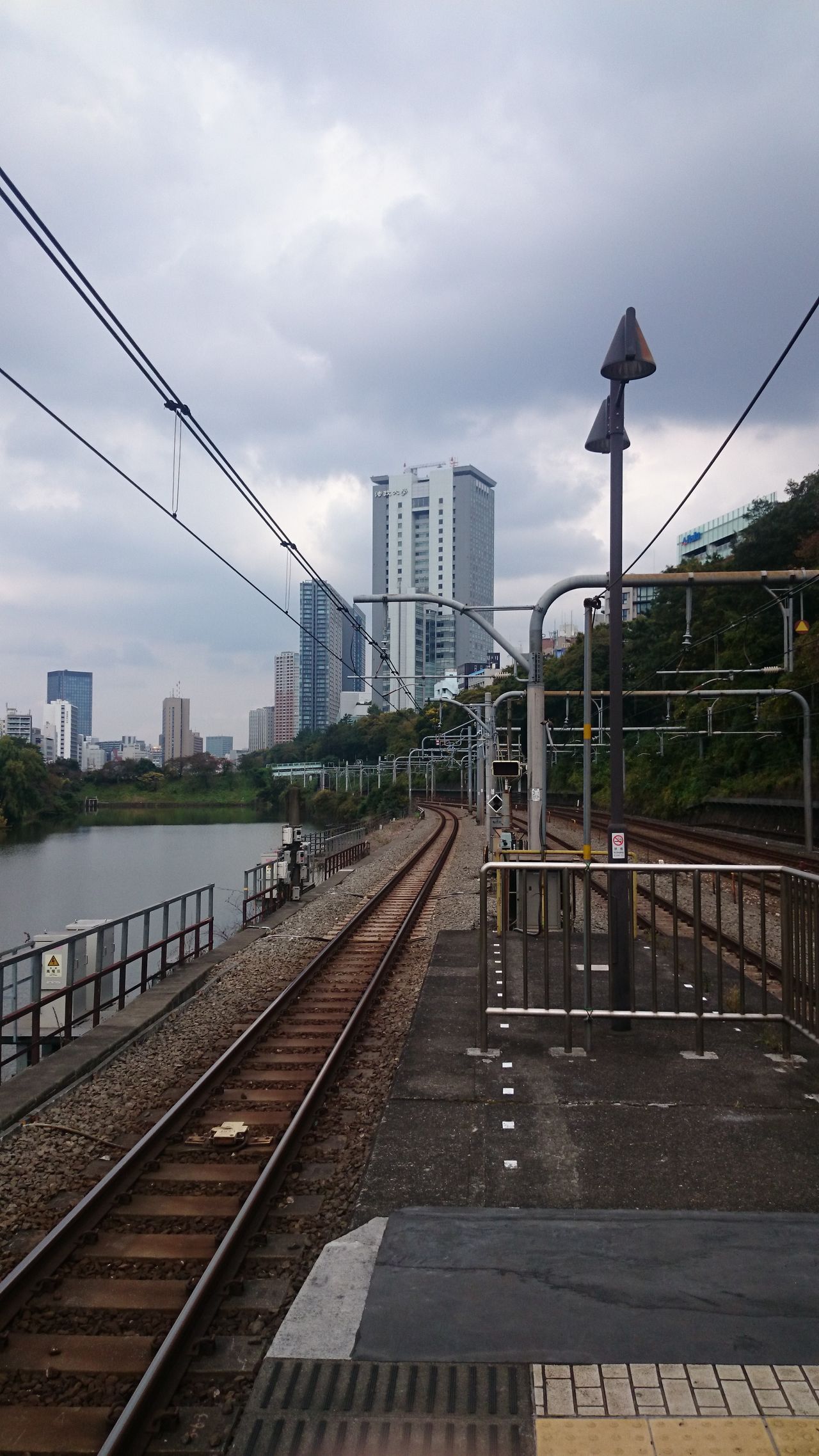 JR 中央・総武線各駅停車 市ヶ谷駅