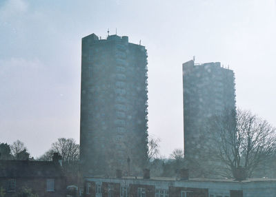 View of tower against sky