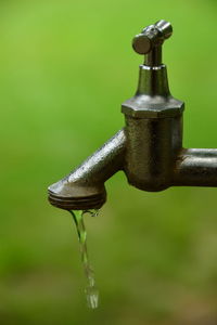 Outdoor faucet with water flowing