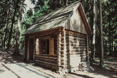 log cabin
