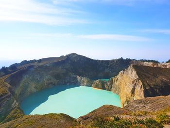 Kelimutu crater